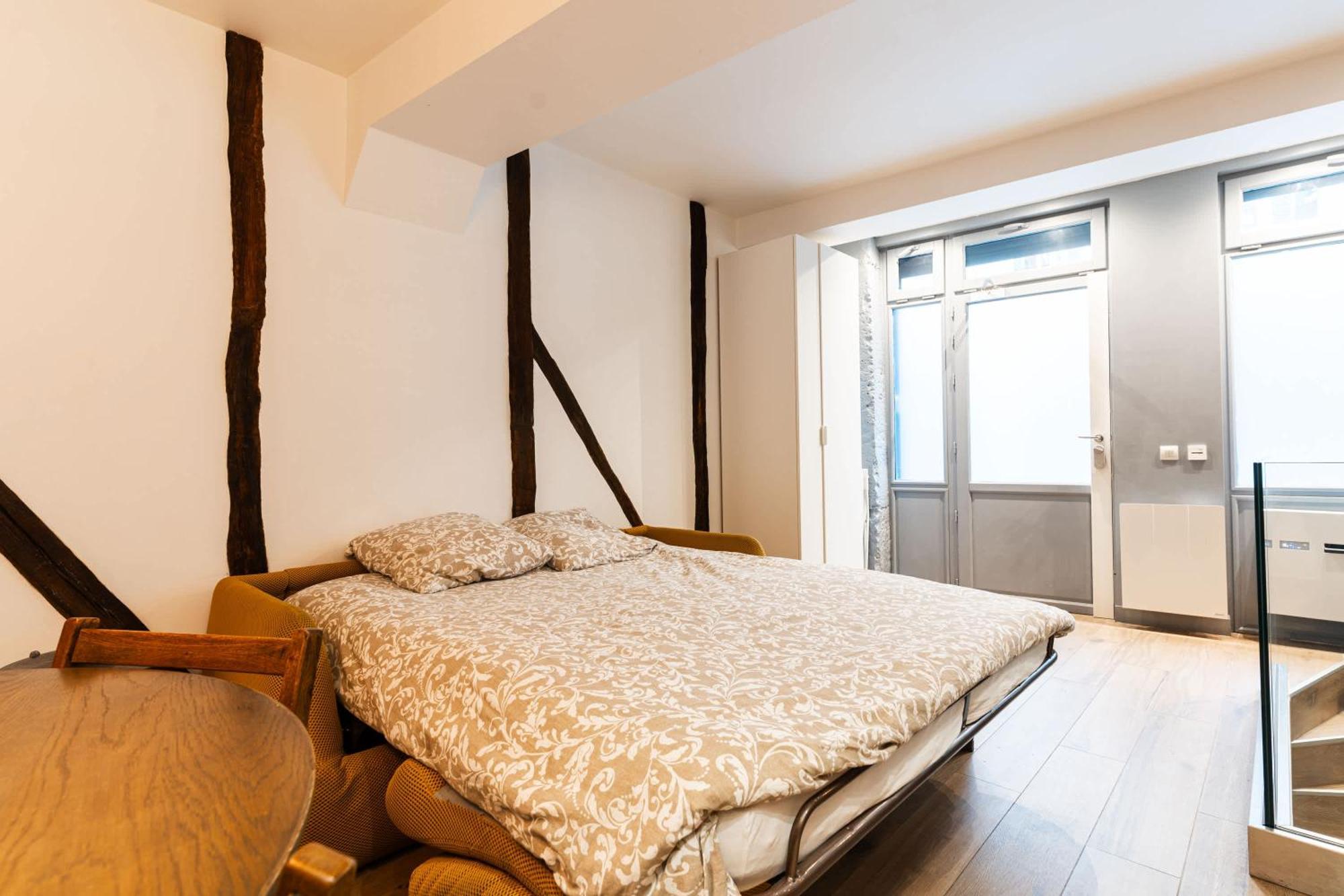 Loft 1 Bedroom Marais, Notre Dame Ac By Lcc Agency Париж Экстерьер фото