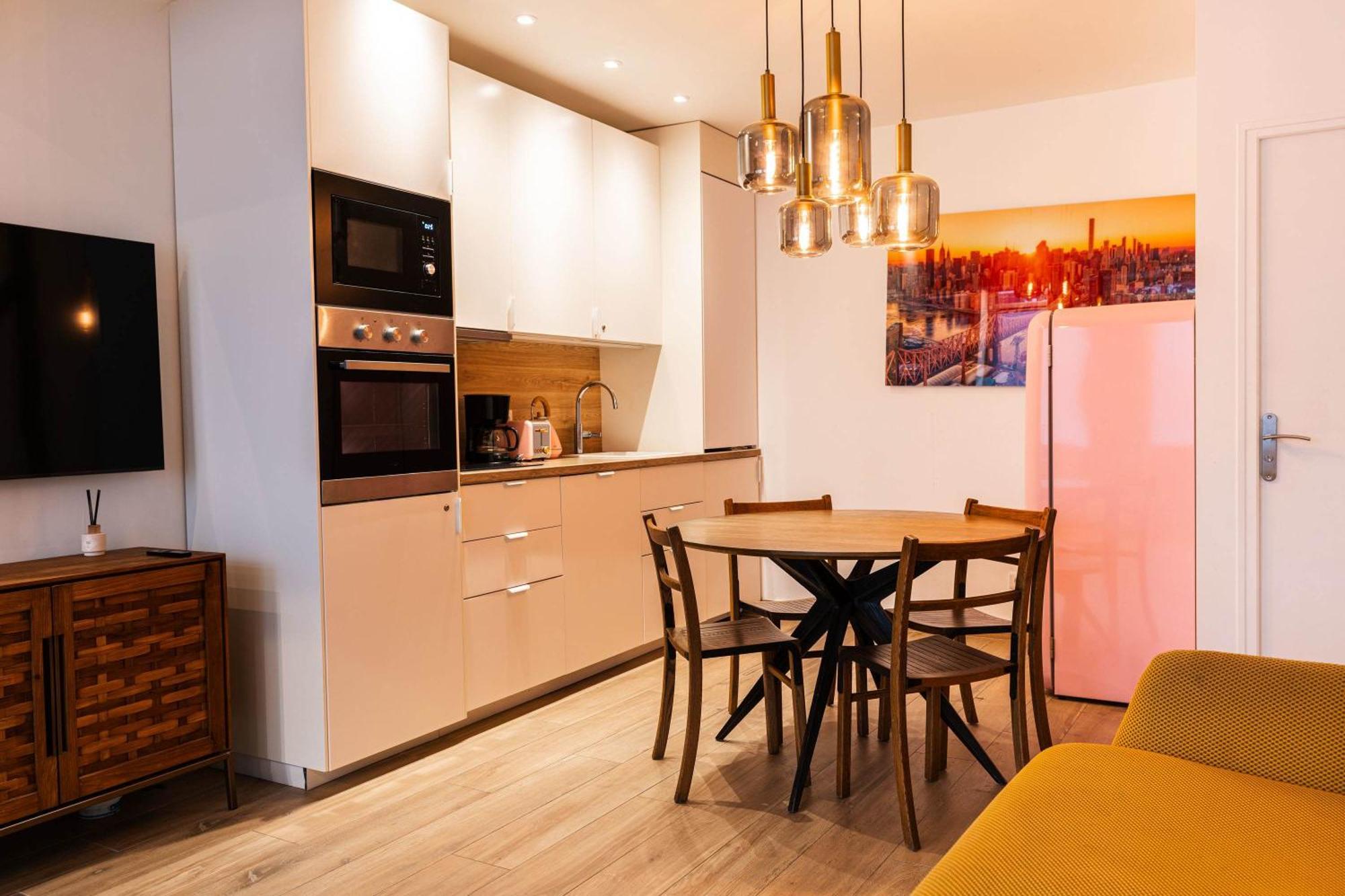 Loft 1 Bedroom Marais, Notre Dame Ac By Lcc Agency Париж Экстерьер фото